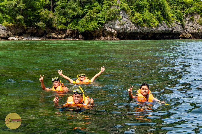 4 Islands Day Tour by Speed Boat from Ao Nang, Krabi - Phra Nang Cave Beach and its unusual shrine