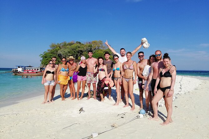 4 Islands Sunset Private Tour - Yawasam offers a quieter snorkeling pause