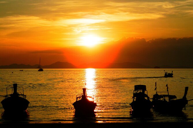 7 Islands Sunset Tour with Buffet Dinner & Night Snorkeling - Why this Krabi sunset tour works