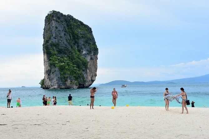 7 Islands Sunset Tour with Buffet Dinner & Night Snorkeling - Koh Tan Ming, a short clear-water swim