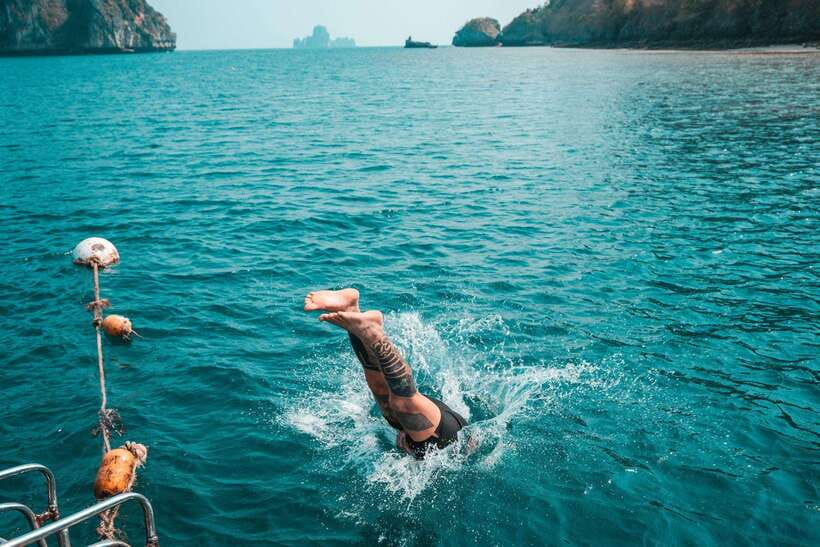 Ao Nang: 4 Island Awesomeness Adventure - Food, drinks, music, and the party mood