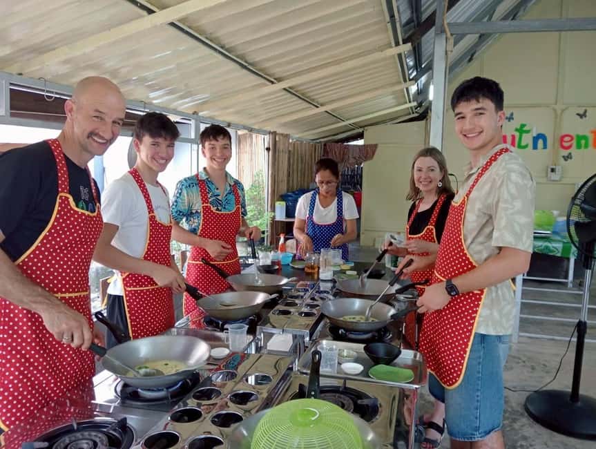 Ao Nang: Authentic Thai Local Cooking Class - Choosing a menu that fits your appetite