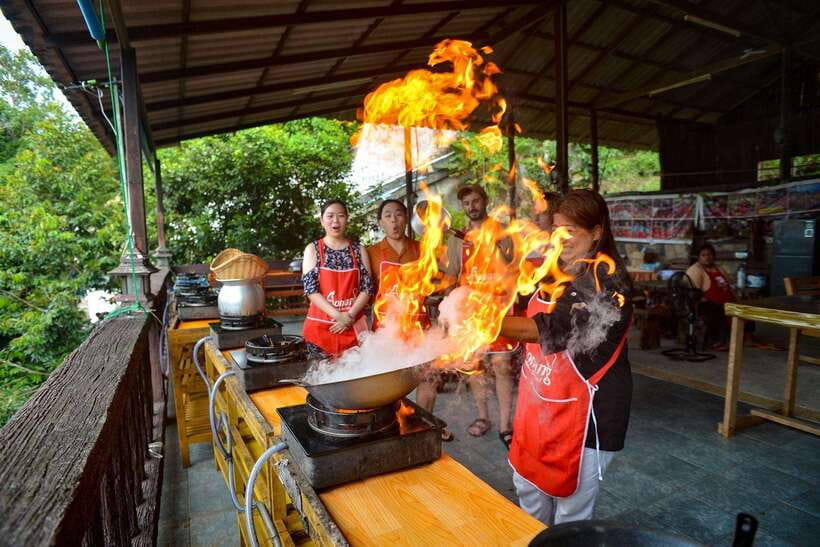 Ao Nang: Half-Day Thai Cooking Class Krabi Province - From fresh ingredients to curry paste