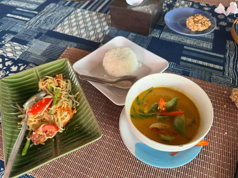 Ao Nang: Hands-on Learn to Cook 3 Popular Thai's street food - Choosing your menu before the burners heat up