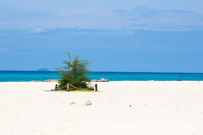 Bamboo Island, Maya Beach and Phi Phi Islands One Day Tour from Krabi - Maya Beach is famous, but fame changes the mood