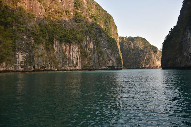 Early Bird Phi Phi Island & 4 Islands Speed Boat Tour from Krabi - Bamboo Island is the best chance to slow down
