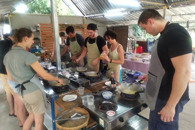 Evening Couse Thai Cooking Class in Ao Nang, Krabi - A Thai cooking class that ends with dinner