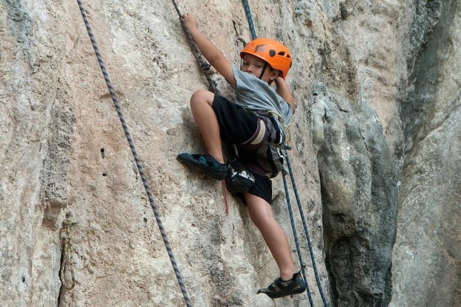 Half-Day Rock Climbing Course at Railay Beach by King Climbers - Why Railay is such a good place to learn climbing