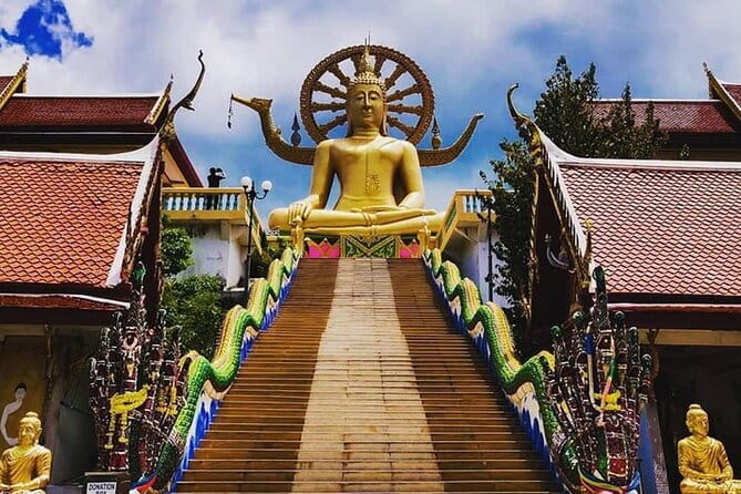 Hong Island Day Tour by Speedboat from Krabi - Swimming and snorkeling in Hong Island’s bay