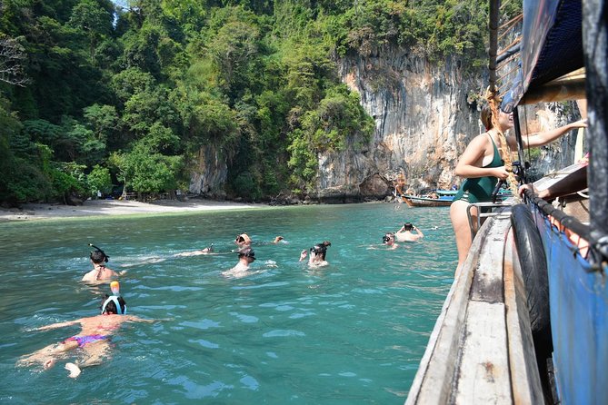 Hong Islands Longtail Boat Tour with Kayak Paddling - The 360-degree viewpoint and its 800 steps