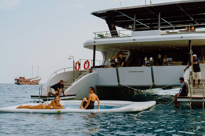 Krabi: 4 Island Luxury Yacht with Snorkelling & Clear Kayaking - A polished start at Krabi’s river cliffs