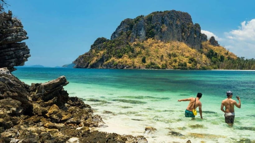 Krabi: 4 Islands and Caves Boat Tour with Lunch - What to bring and what to leave behind