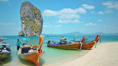 4 Islands Hopping & Snorkeling Tour