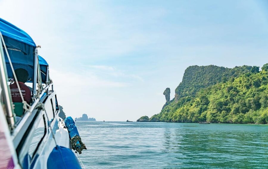 Krabi: 4 Islands & Thale Waek's Sandbar Tour By Speedboat - Chicken Island for snorkeling and photos