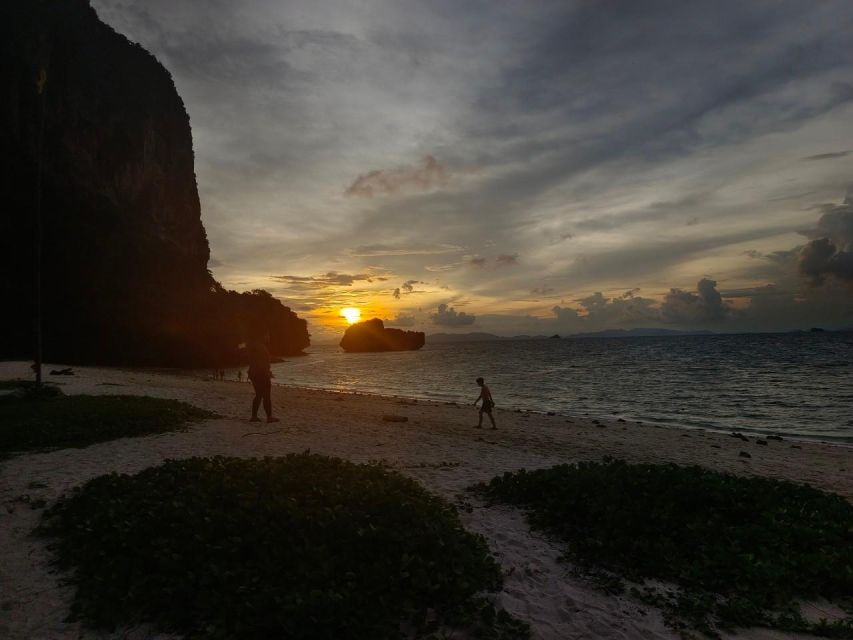 Krabi: 7 Island Sunset With BBQ & Plankton Speed Boat Tour - A noon pickup and a private pier departure