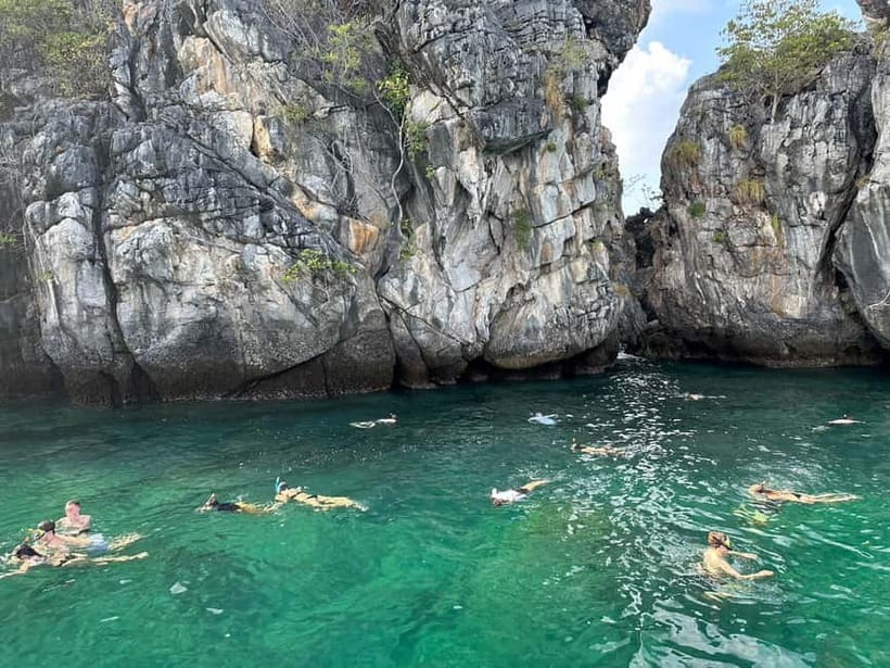 Krabi: 7 Islands Sunset by Longtail Boat with Snorkeling - Conditions, comfort, and who should book