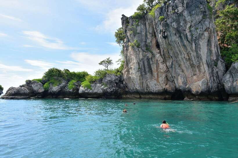 Krabi: 7 Islands Sunset Tour with Buffet Dinner & Snorkeling - Tub Island, Mor Island, and the sandbar
