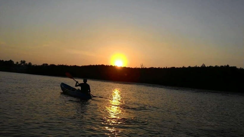 Krabi: Ao Thalane Sunset Kayak adventure (group of 10 max) - The 3 p.m. pickup from Krabi’s mainland