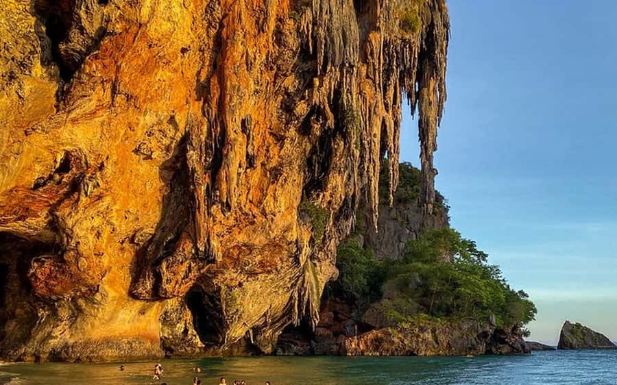 Krabi: Bioluminescent Plankton, Snorkeling & Sunset Tour - Guides make a real difference