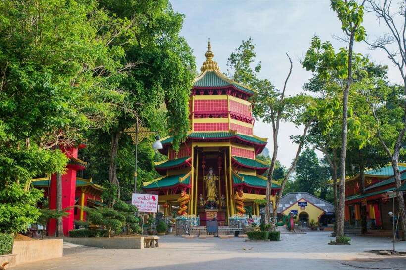 Krabi: Emerald Pool, Hot Springs & Krabi Town Day Tour - Two Natural Stops, One Fast Day