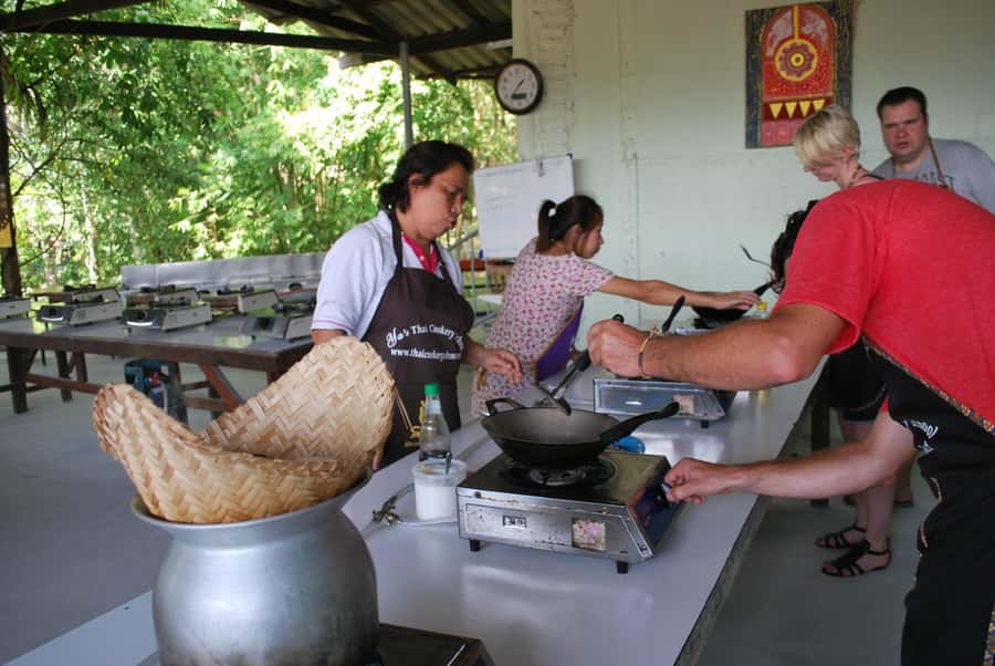 Krabi: Evening Thai Cooking Class at Ya's Cookery - Learning the balance behind Thai flavor