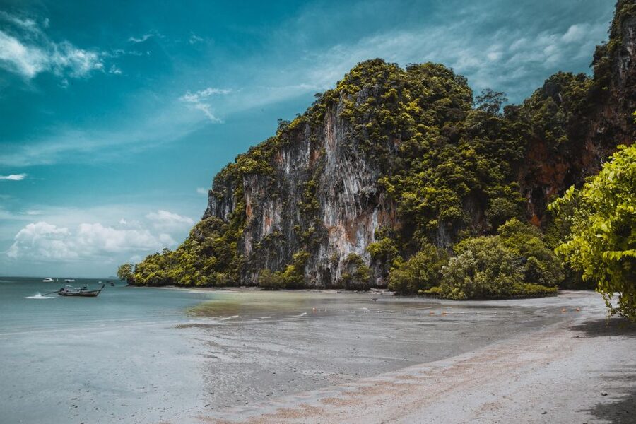 Krabi: Hong Island & Ko Pak Bia Tour with Sunset Dinner - What is included, and what costs extra