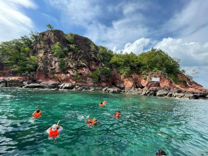Krabi: Hong Island Longtail Boat & Kayak Tour w Buffet Lunch - Is $44 good value?