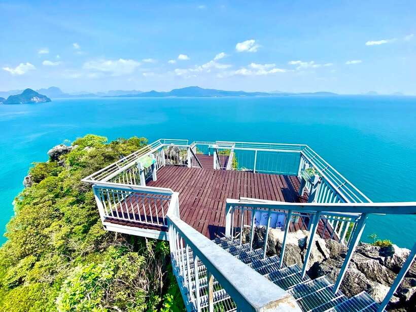Krabi: Hong Island Longtail Boat & Kayak Tour w Buffet Lunch - Guides, safety, and useful practical touches