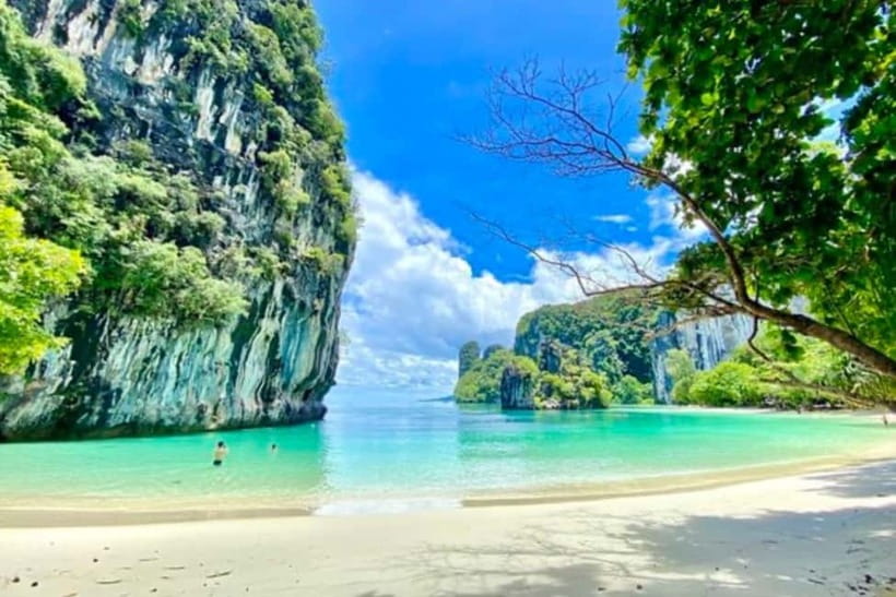 Krabi: Hong Island with Kayaking by speedboat - Hong Island is where the kayak promise matters