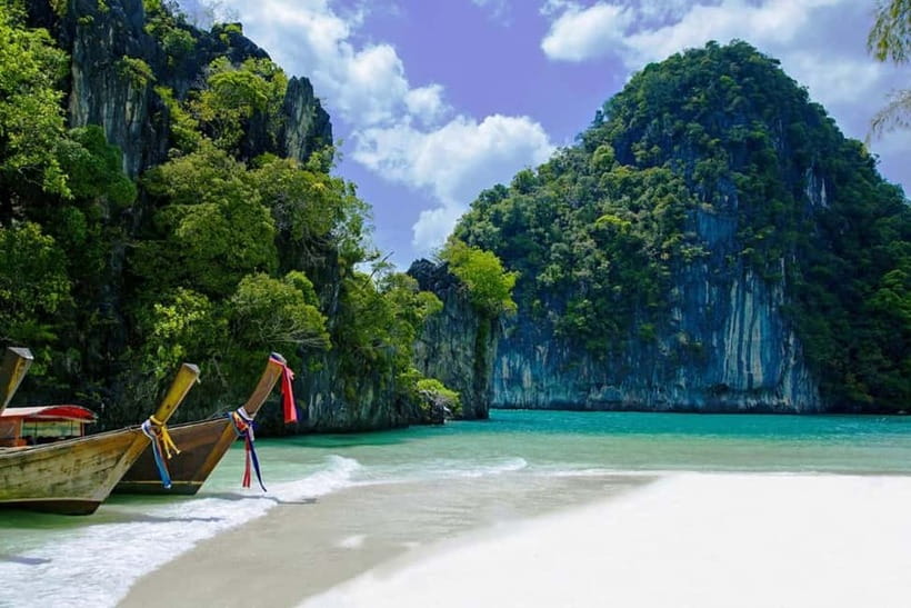 Krabi: Hong Island with Kayaking by speedboat - Lunch, snacks, and equipment improve the value