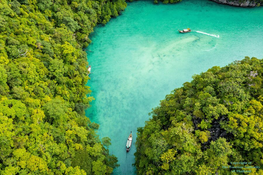 Krabi: Hong Islands - Join tour by Longtail boat - Guide service and the group experience