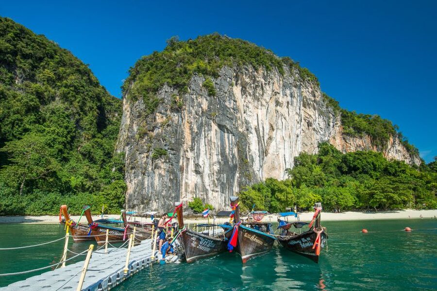 Krabi: Hong Islands Snorkeling with Lunch by Longtail Boat - Lunch on the beach