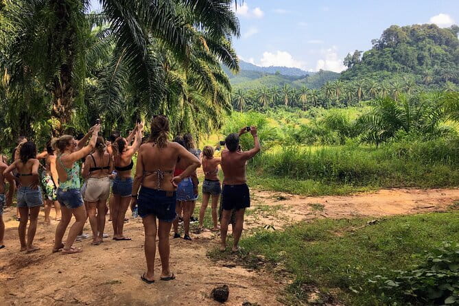 Krabi: Jurassic Jungle Kayak and Phra Nang Cave Beach Tour - Paddling Klong Root’s clear canal