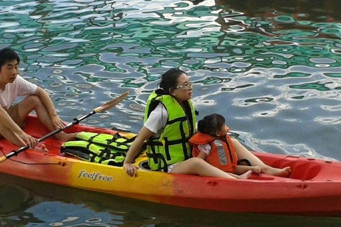 Krabi kayak at Ao Thalane - Paddling through the mangroves and canyons