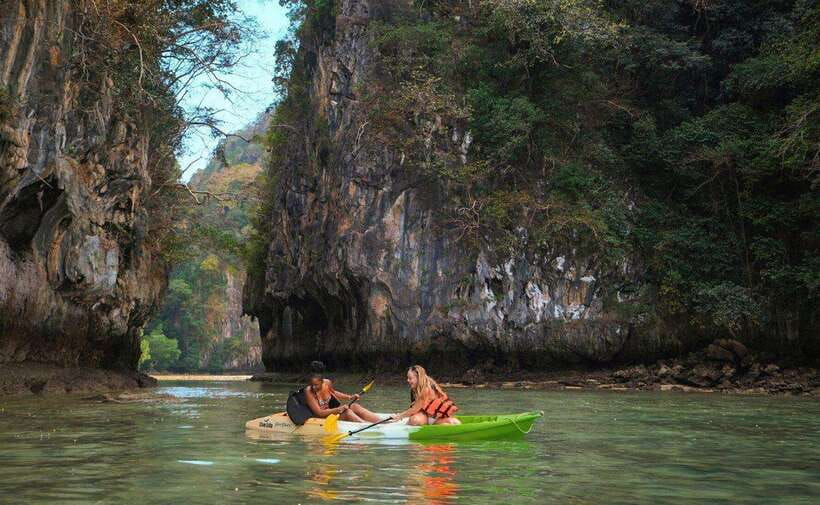 Krabi: Koh Hong Small Group Tour by Luxury Longtail Boat - Hong Lagoon and the tide question