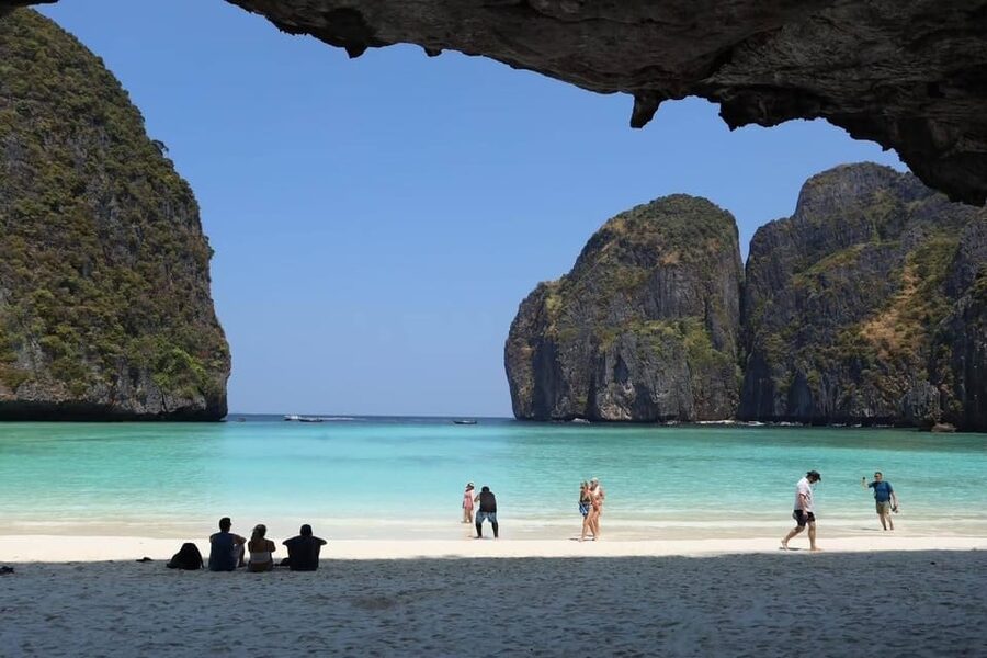 Krabi: Phi Phi Islands & Maya Bay Speedboat Tour with Lunch - Pileh Lagoon for swimming and snorkeling