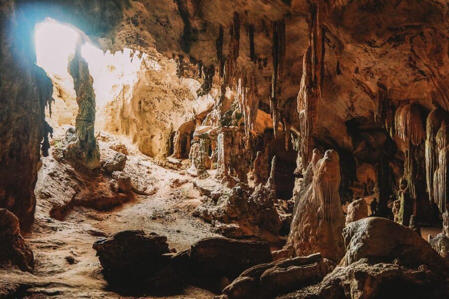 Krabi: Private Sunset Boat Trip and Night Market Tour - Guides, service, and the human factor