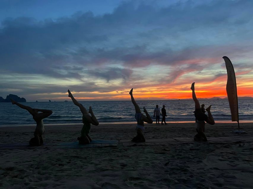 Krabi: Sunset Yoga Balance Join-in Class - What happens during the 90 minutes