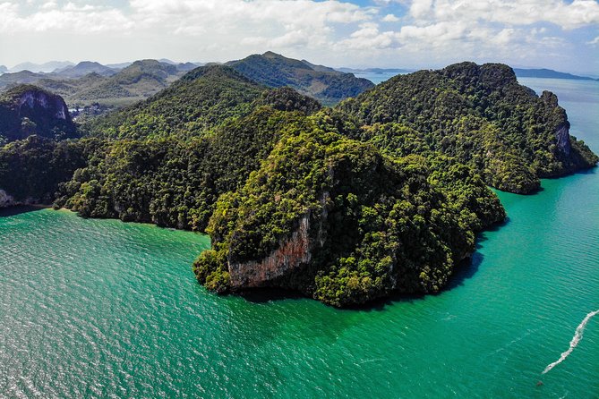 Krabi to James Bond and Hong Islands Offbeat Speedboat Tour - James Bond Island from the water
