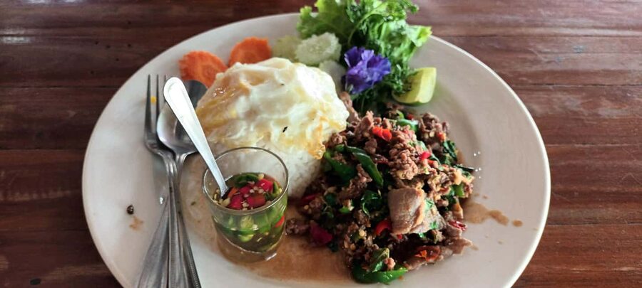 Krabi: Traditional Thai Cooking Class with Local Chef - Should you book Smart Cook Krabi?