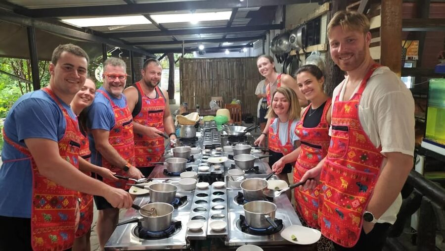 Krabi: Traditional Thai Cooking Class with Local Chef - The chefs make the difference