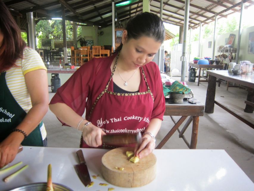 Krabi: Ya's Cookery Late Afternoon Thai Cooking Class - Who will get the most from this class?