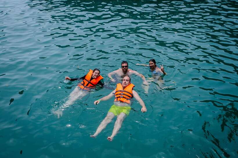 Phi Phi : Half Day By Speed Boat 4 hours Phi Phi Lay - Why a four-hour Phi Phi Lay tour makes sense