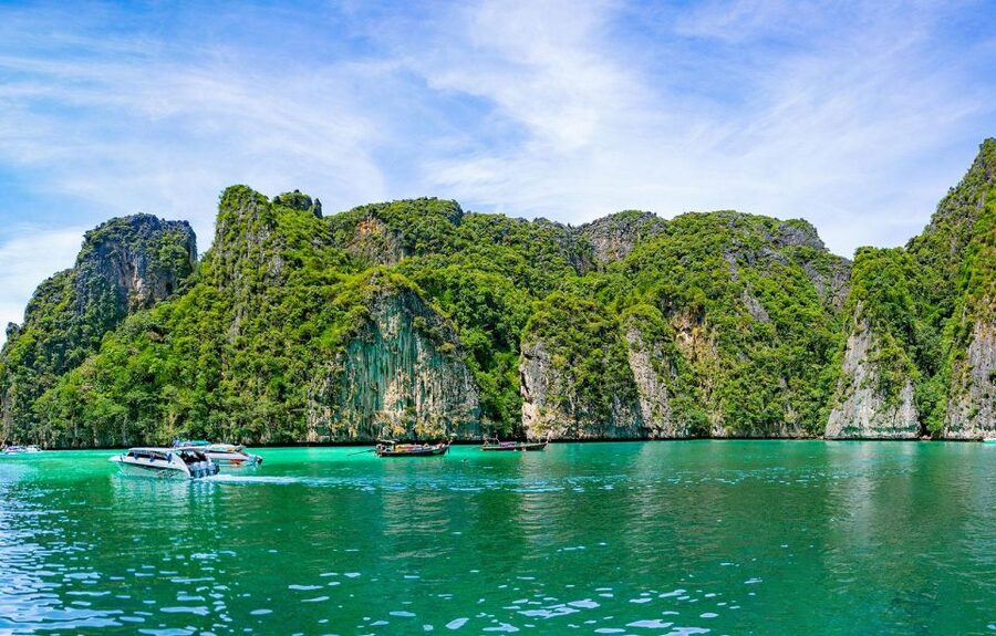 Phi Phi: Half-Day Phi Phi Snorkeling Trip by Longtail Boat - Monkey Beach: lovely sand, untidy edges