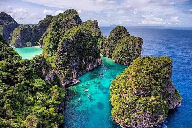 Phi Phi, Maya and Bamboo Islands Day Tour by Speedboat in Krabi - Pi Leh Bay delivers the big cliff-and-water view