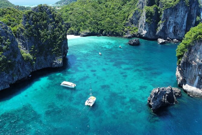 Phi Phi, Maya and Bamboo Islands Day Tour by Speedboat in Krabi - Starting around 8:00 am with food and clear instructions