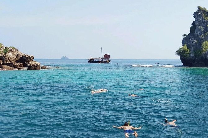 Yawasam Island, Talu Island and Bayu Beach Snorkeling Trip From Krabi - Talu Island is the best stop for clownfish